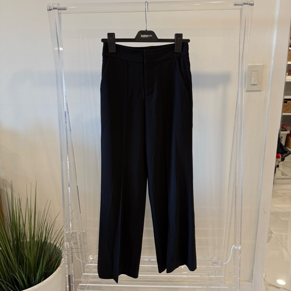 Alice + Olivia Black Pants